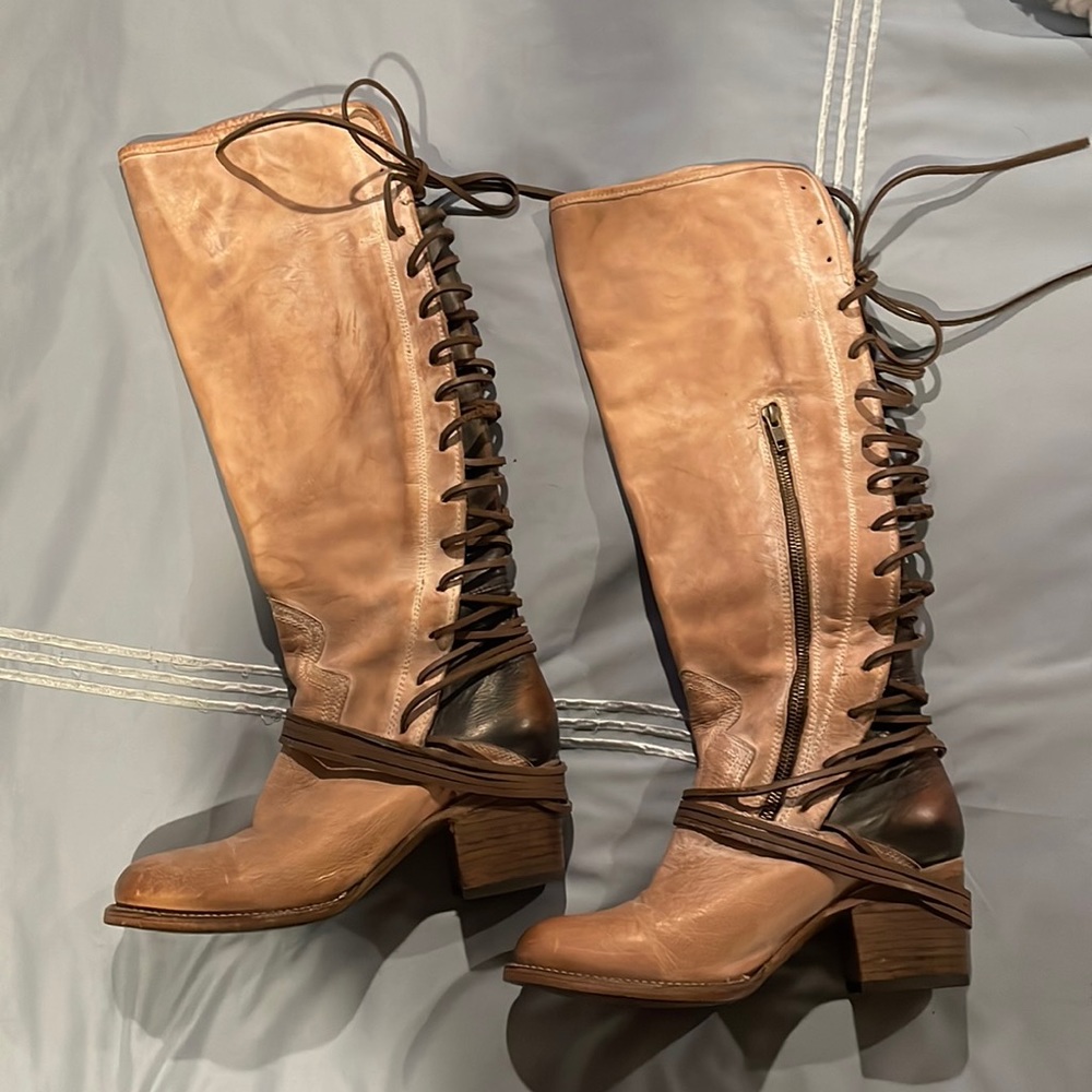 Freebird Coal boots, size 9